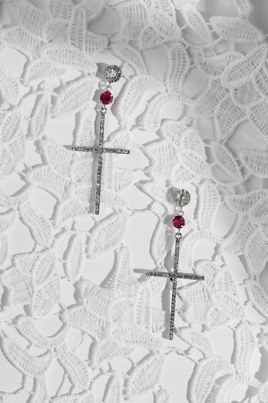 Серьги кресты Воздух Парижа Nothing But Love (688497), купить в Moyo.moda
