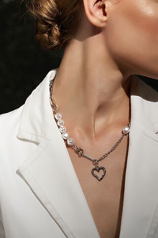 Колье цепочка с подвеской кулоном ожерелье с декоративным жемчугом украшение на шею "Сердце ангела" MERSADA